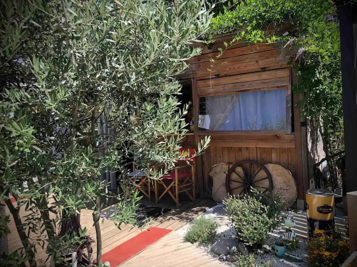 A La Marc'Quize Chambres D'Hotes, Petit Dejeuner Compris, Avec Piscine A Debordement En Exterieur, Bain Nordique A 38 Degres En Prestation Supplement Sur Reservation Horaire Anticipee 1 Place De Parking Gratuite Sur Place Mouxy Εξωτερικό φωτογραφία