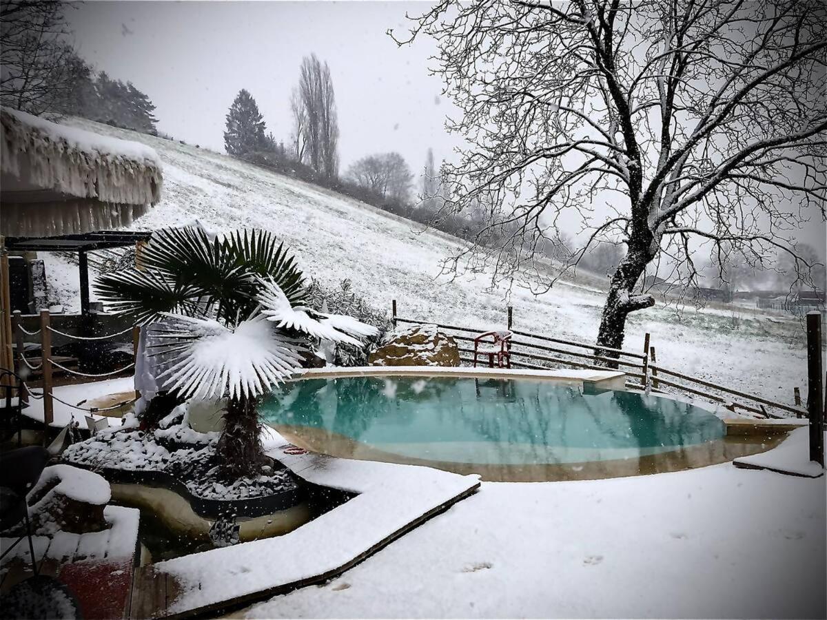 A La Marc'Quize Chambres D'Hotes, Petit Dejeuner Compris, Avec Piscine A Debordement En Exterieur, Bain Nordique A 38 Degres En Prestation Supplement Sur Reservation Horaire Anticipee 1 Place De Parking Gratuite Sur Place Mouxy Εξωτερικό φωτογραφία