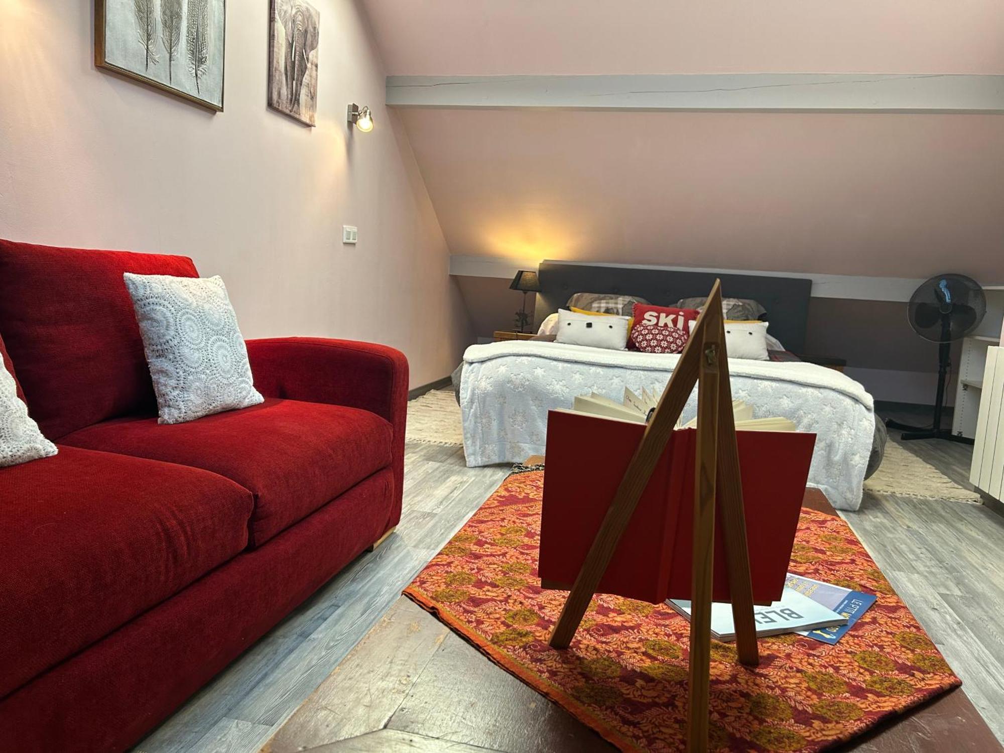 A La Marc'Quize Chambres D'Hotes, Petit Dejeuner Compris, Avec Piscine A Debordement En Exterieur, Bain Nordique A 38 Degres En Prestation Supplement Sur Reservation Horaire Anticipee 1 Place De Parking Gratuite Sur Place Mouxy Εξωτερικό φωτογραφία