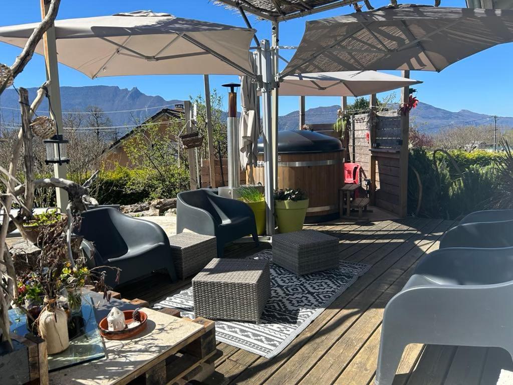 A La Marc'Quize Chambres D'Hotes, Petit Dejeuner Compris, Avec Piscine A Debordement En Exterieur, Bain Nordique A 38 Degres En Prestation Supplement Sur Reservation Horaire Anticipee 1 Place De Parking Gratuite Sur Place Mouxy Εξωτερικό φωτογραφία