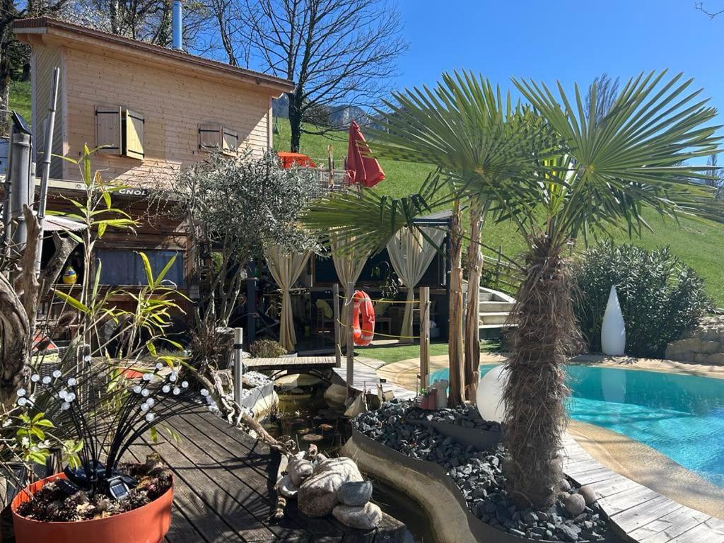 A La Marc'Quize Chambres D'Hotes, Petit Dejeuner Compris, Avec Piscine A Debordement En Exterieur, Bain Nordique A 38 Degres En Prestation Supplement Sur Reservation Horaire Anticipee 1 Place De Parking Gratuite Sur Place Mouxy Εξωτερικό φωτογραφία